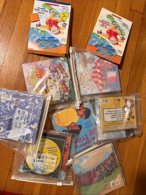 Books on tape Children's Bundle - Colorful Assorted Covers
